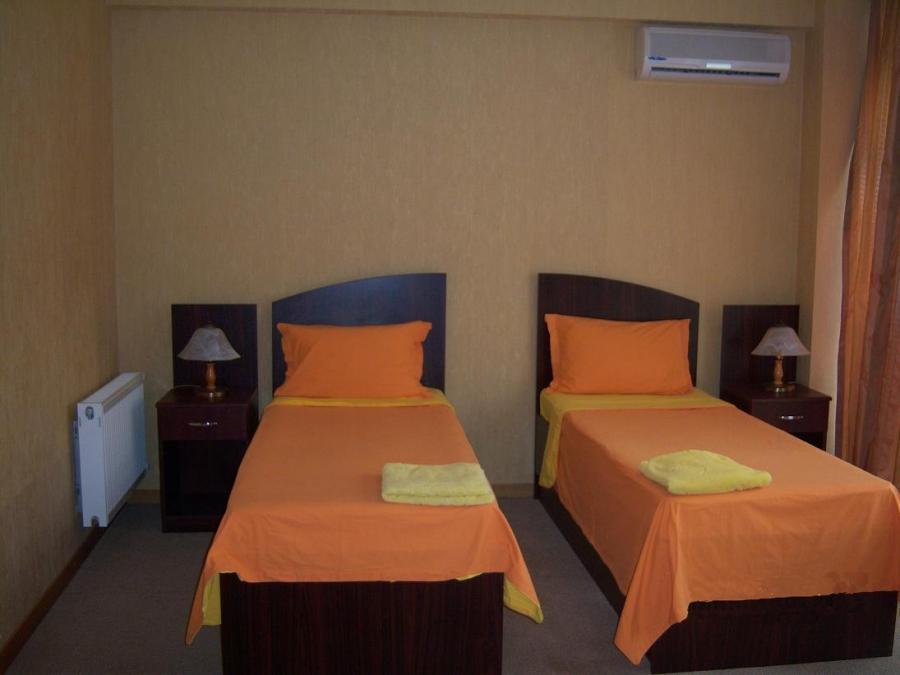Gallery Hotel Baky Esterno foto