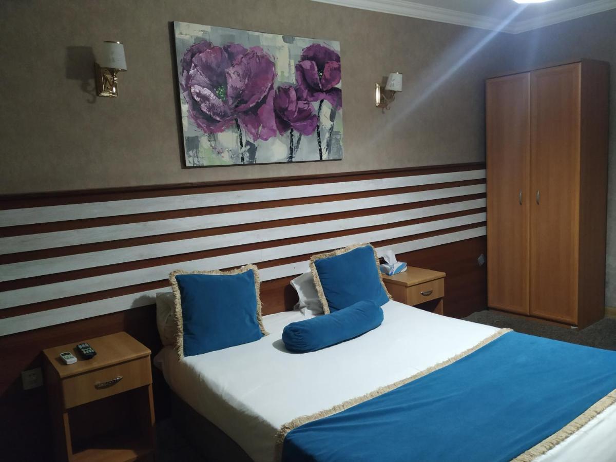 Gallery Hotel Baky Esterno foto