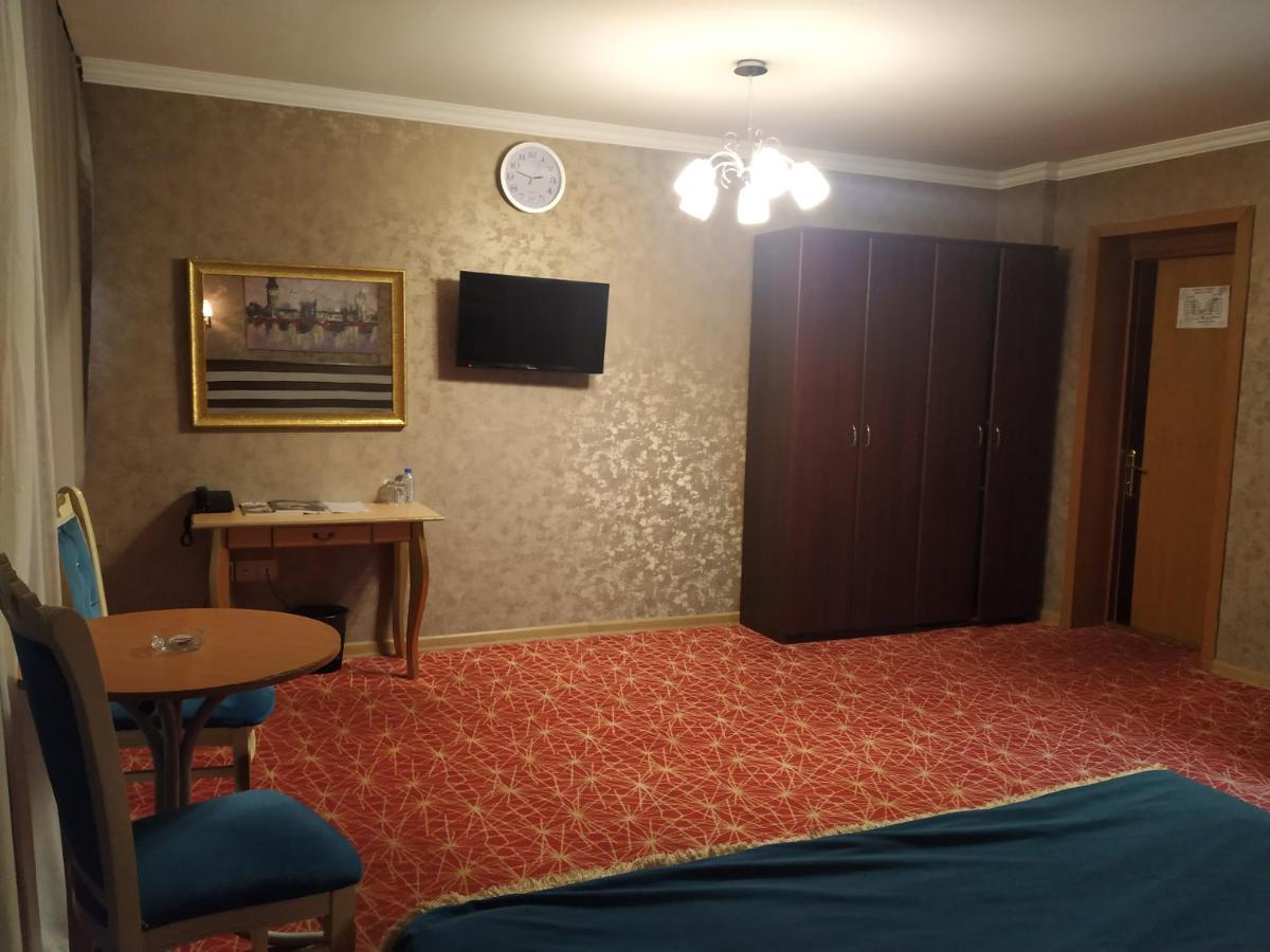 Gallery Hotel Baky Esterno foto