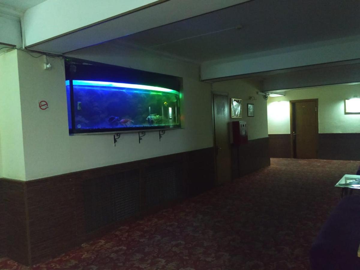 Gallery Hotel Baky Esterno foto