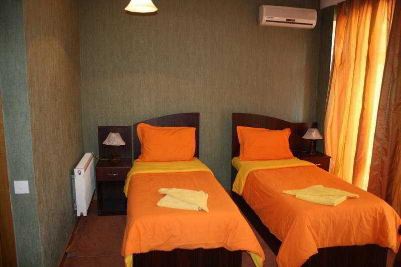 Gallery Hotel Baky Esterno foto