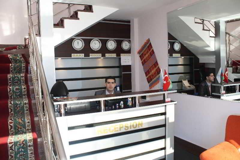 Gallery Hotel Baky Esterno foto