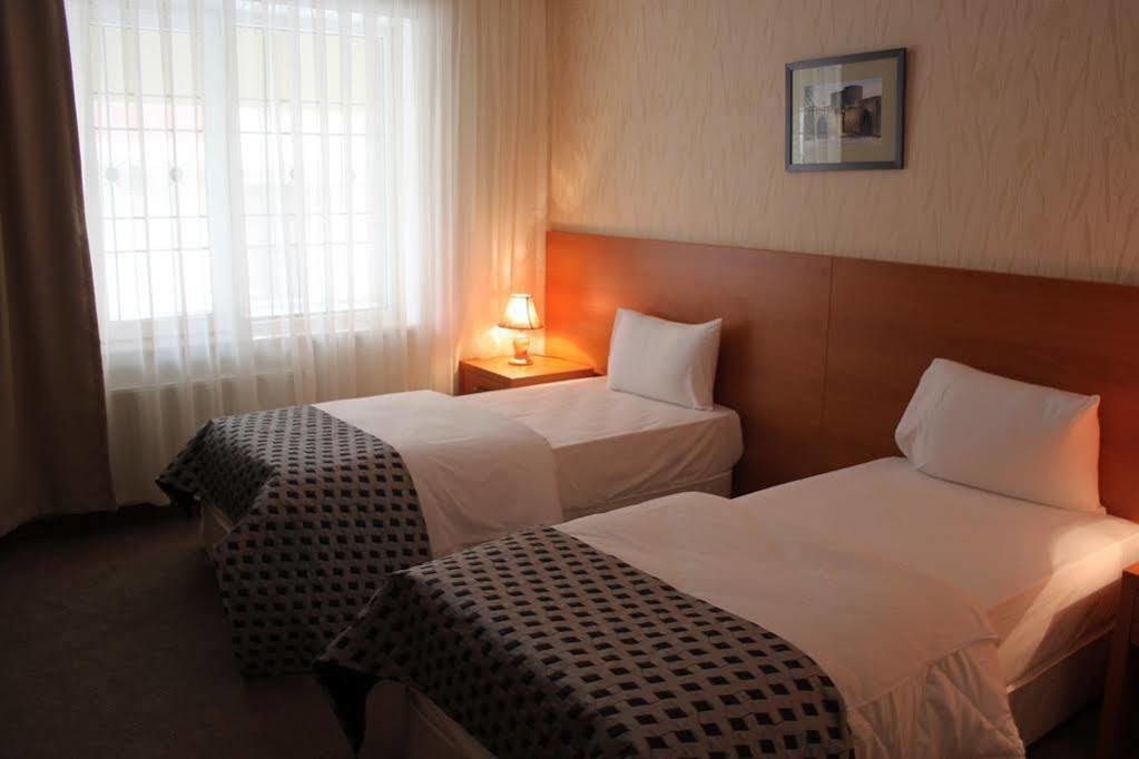 Gallery Hotel Baky Esterno foto